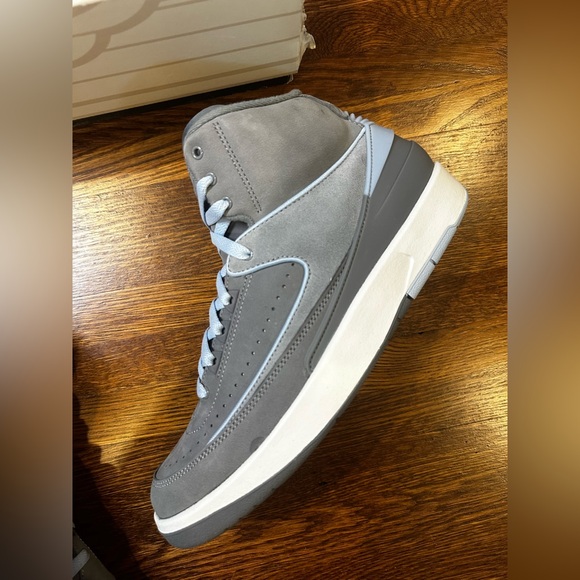 Jordan sneakers - Picture 2 of 7